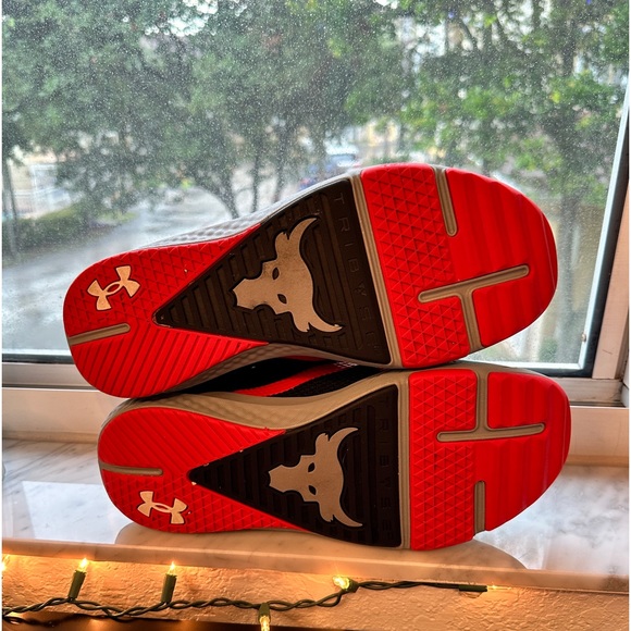 Under Armour Men’s Project Rock BSR 3 UFC (11) - Picture 7 of 11